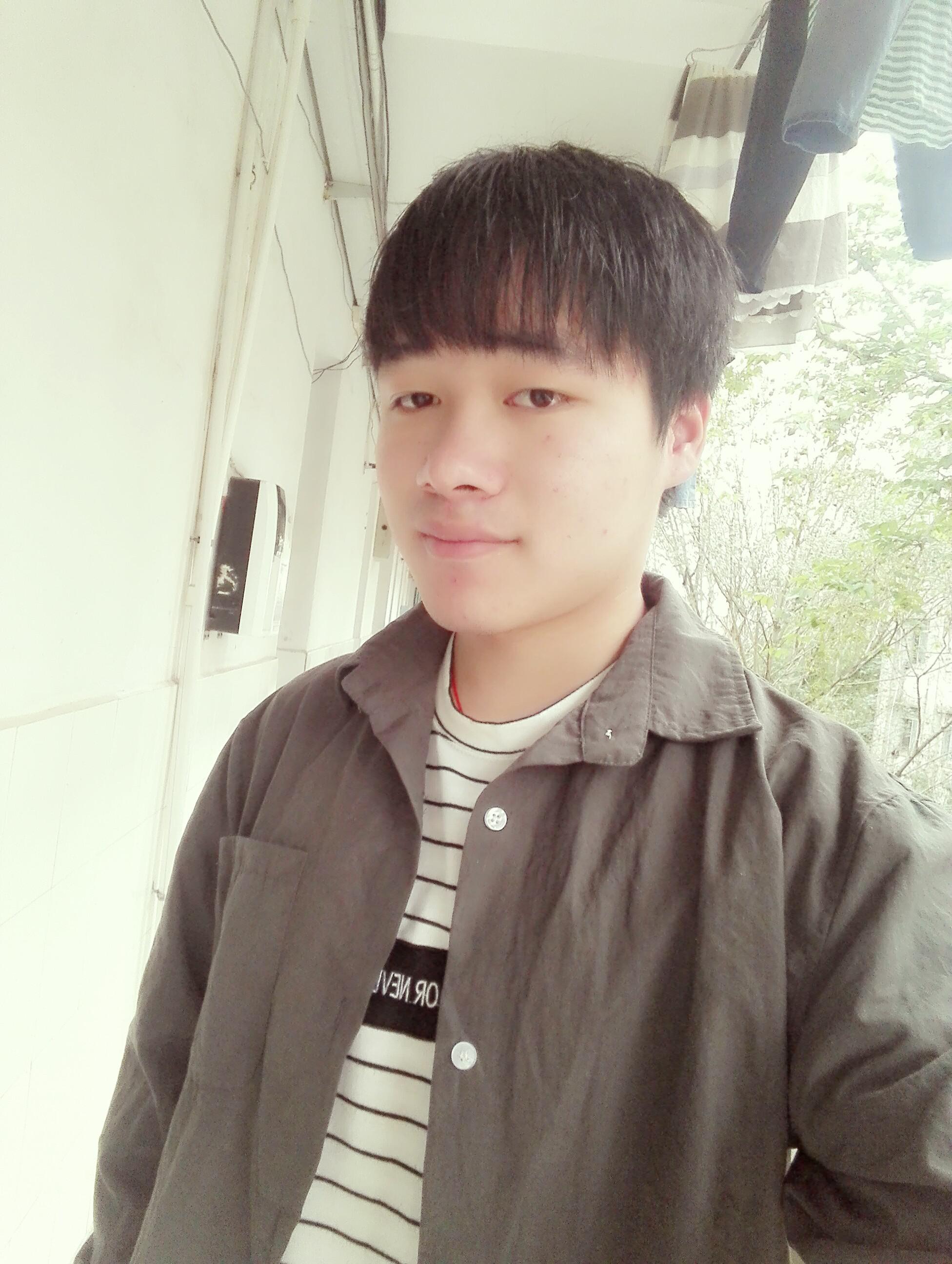տ����